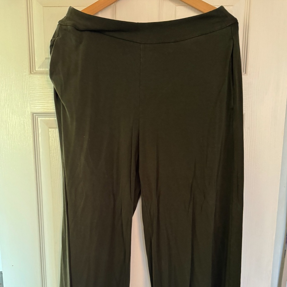 Eileen Fisher $278 tencel wide leg pants M dark olive green color